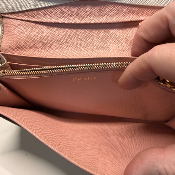 Prada Blush and Pink Saffiano Wallet - Picture 3 of 12
